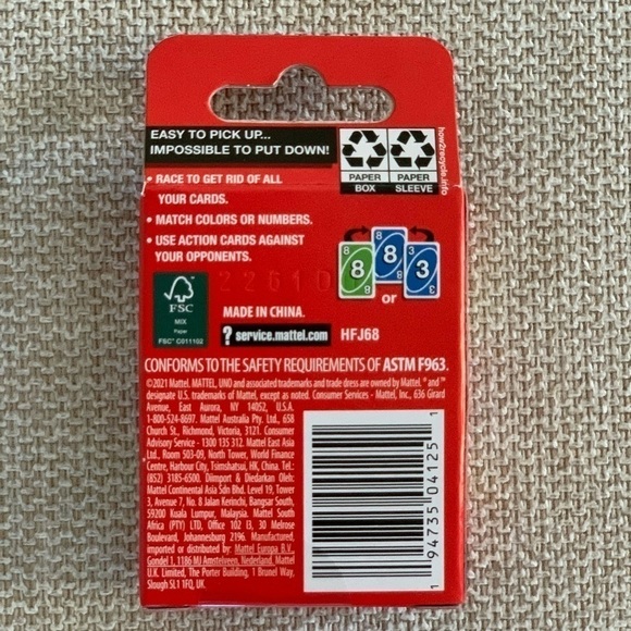 UNO Go Mini Card Game - Picture 2 of 4